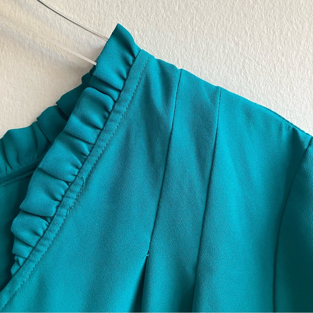 Daniel Rainn Ruffled Short Sleeve Blouse Size 3X Teal V-Neck Crepe Office Top - Picture 4 of 9